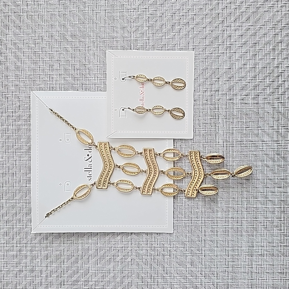 Stella and Dot Kimberly Necklace and Earrings Set
